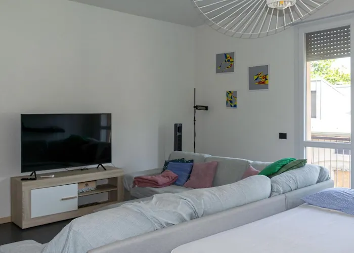 M&m Center - Modern Flat With Free Wifi - Rent Bike *
